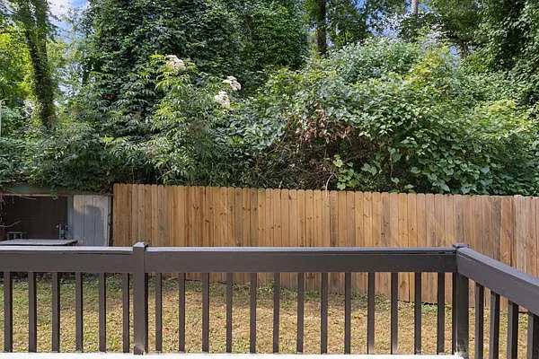 715 Cool Brook Ct — Photo 25