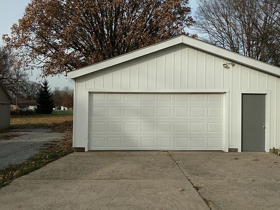 2nd image of 540 Boyce St