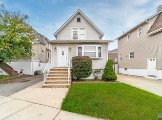 271 Park Ave, Lyndhurst, NJ 07071