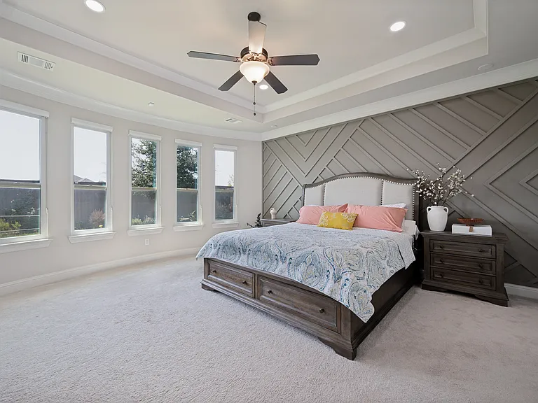 15807 Thorn Apple Rd — Photo 4