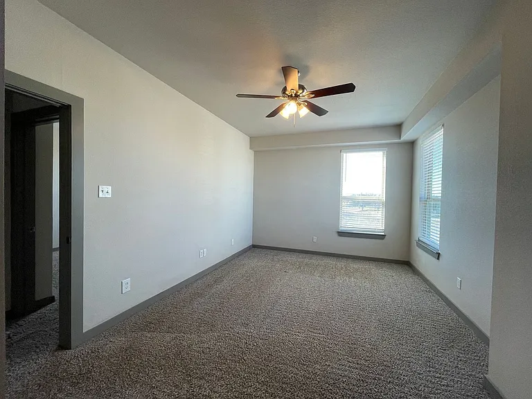 10604 Tube Dr — Photo 17