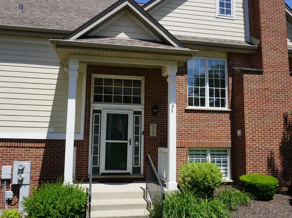 10705 Gigi Dr, Orland Park, IL 60462