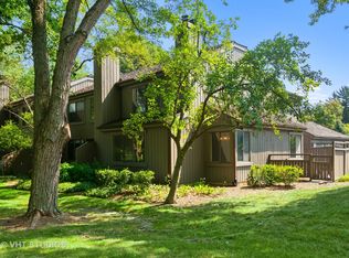 280 N Shoreline Rd, Barrington, IL 60010