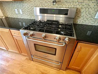 Rented by Avenue Sotheby's International Realty