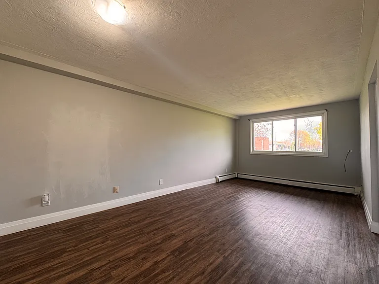 141 Linnwood Ave #2 — Photo 4