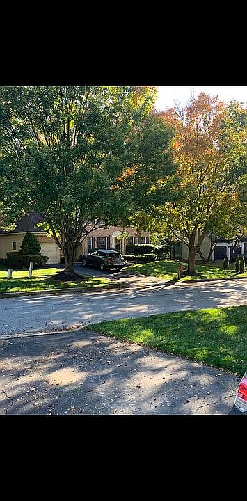 2nd image of 818 Jasmine Dr