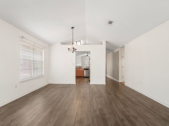 2nd image of 324 Wimico Cir