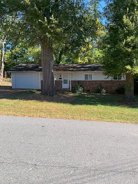 624 Price St