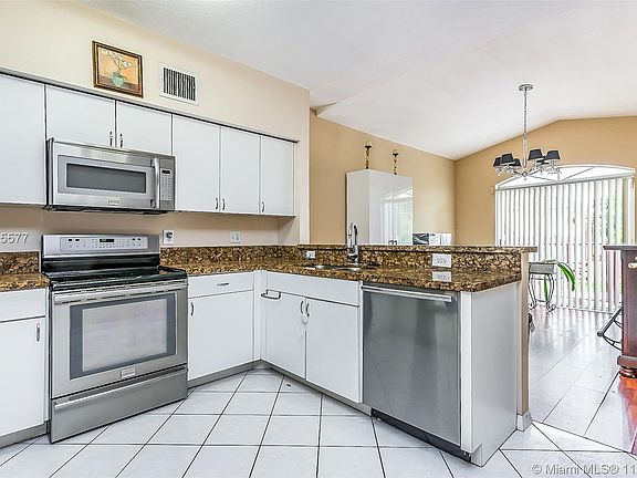 3rd image of 10151 SW 154th Cir Ct #106-4
