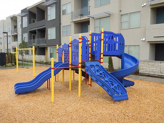 4th image of 325 S Orchard Dr #4047151