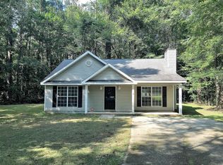953 Steamboat Ln, Macon, GA