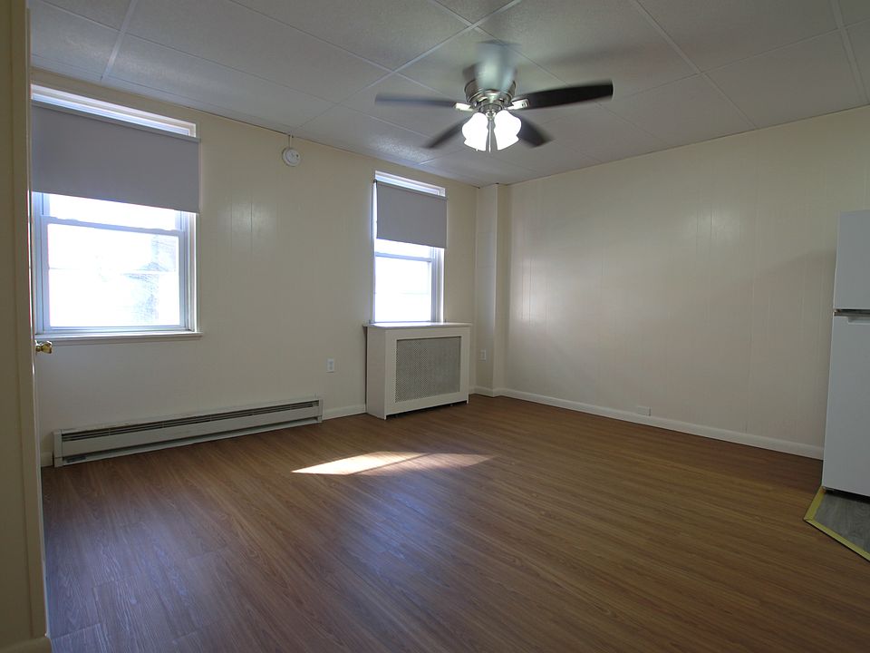 2nd image of 23 S 21st St APT F