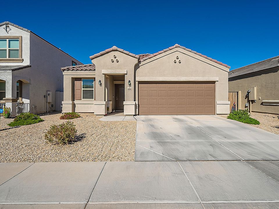 1st image of 42074 W Lunar St