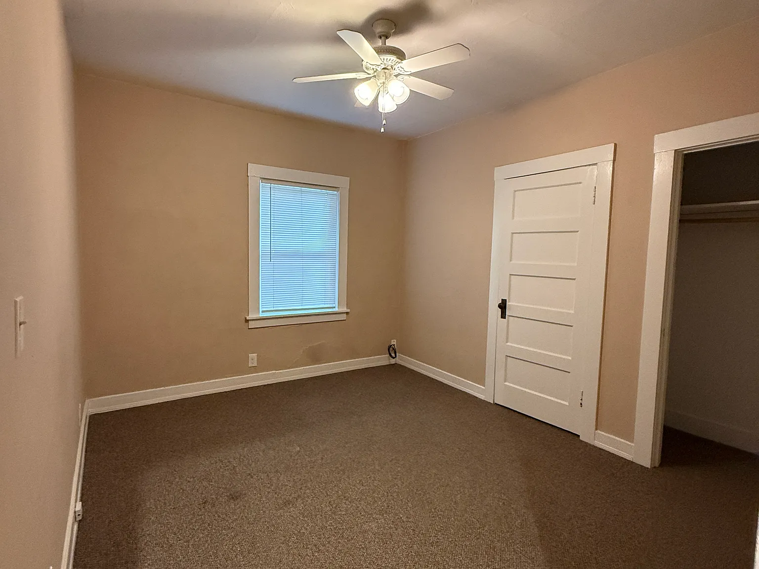 2 bed, 850 sqft, $1,895 — Photo 4