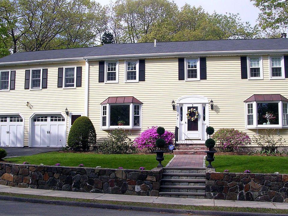 Welcome to 2 Burke Drive