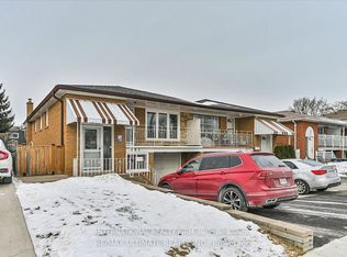 297 Thrace Ave, Mississauga, ON L5B 2B2