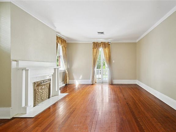 4th image of 8325-27 Sycamore St