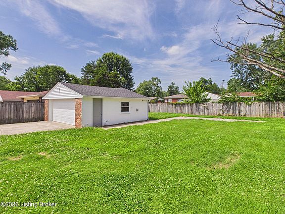 4th image of 5503 Logwood Ave