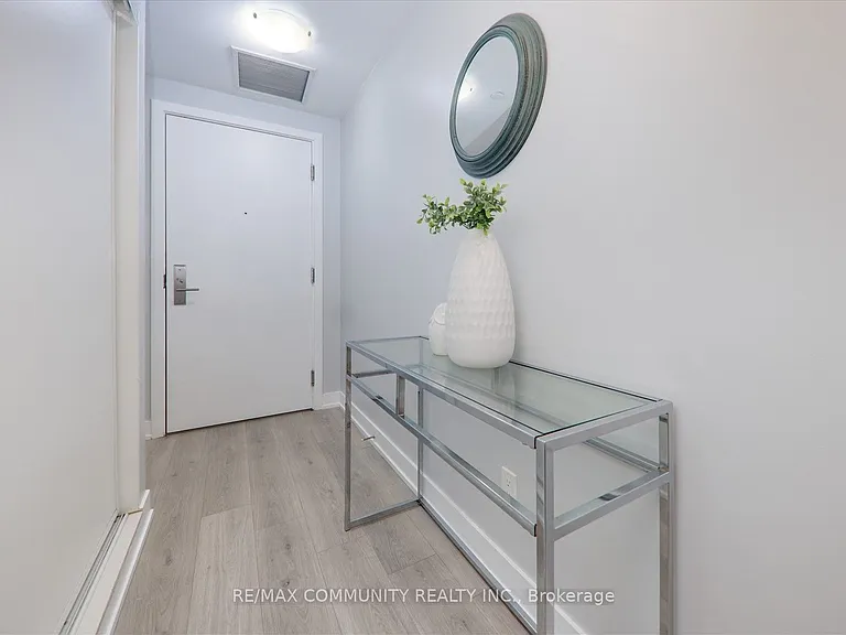 1709 Bur Oak Ave #206 — Photo 7