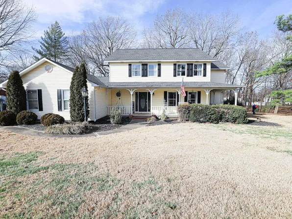 735 Christa Dr, Paducah, KY 42003