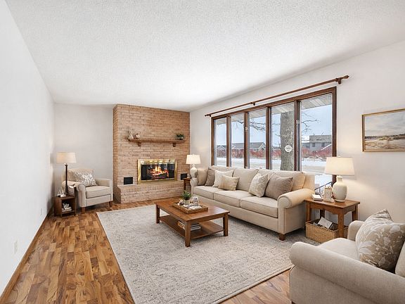 2nd image of 1015 1st St E
