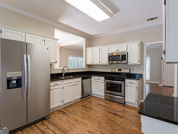 4th image of 10175 Barston Ct