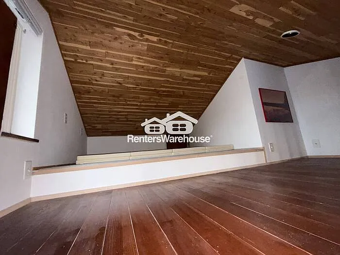 6514 Phinney Ave N #C — Photo 23