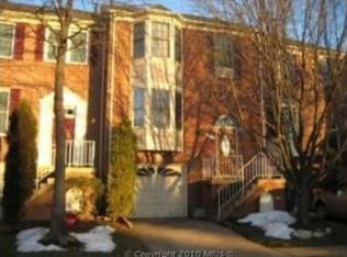 5719 Wood Creek Ln, Centreville, VA 20120