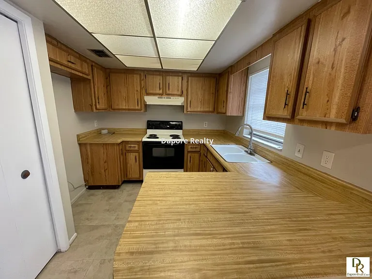 3911 Alpert Dr — Photo 6