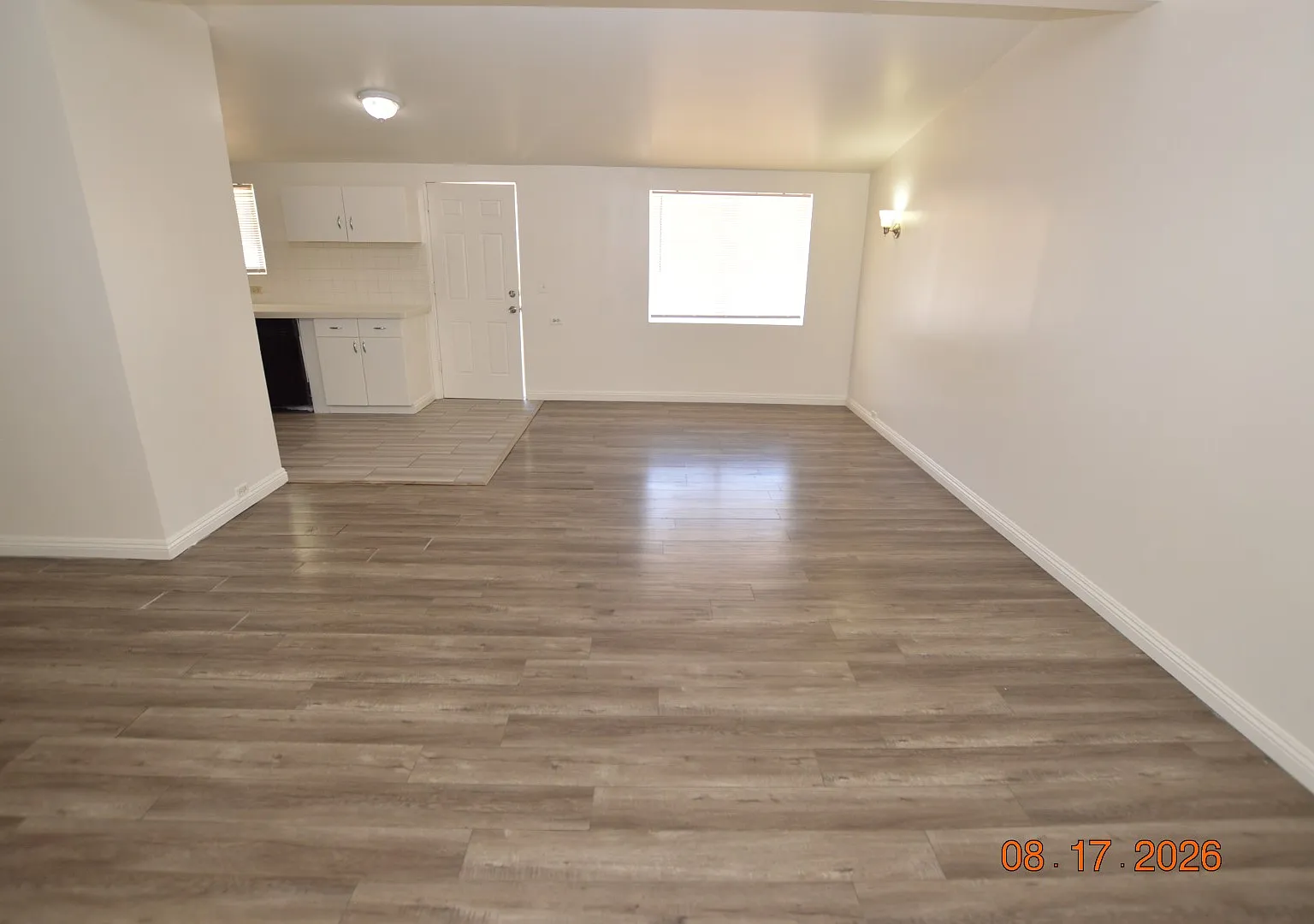 5617 Evergreen Ave. - 1 — Photo 4