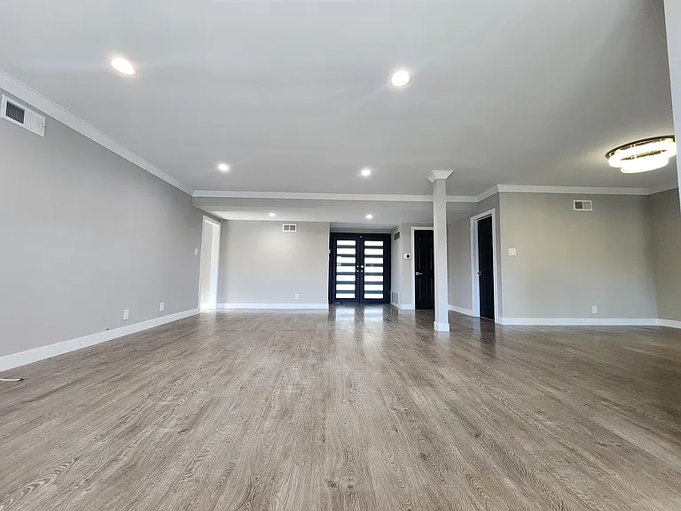17200 Willard St — Photo 42