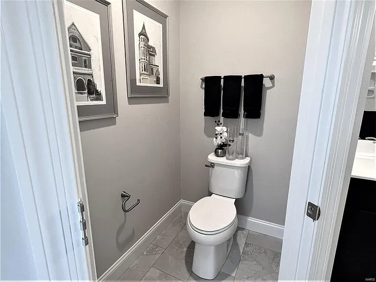 271 Lakeview Farms Dr — Photo 18