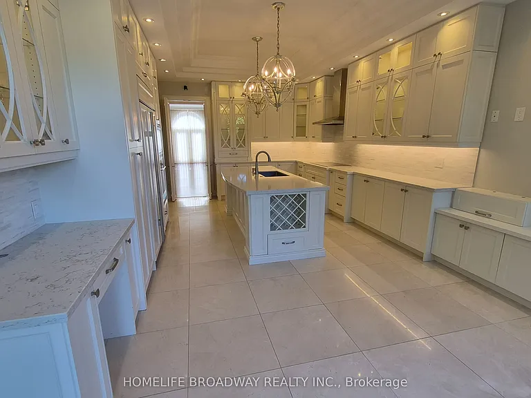 149 Dunvegan Rd — Photo 11