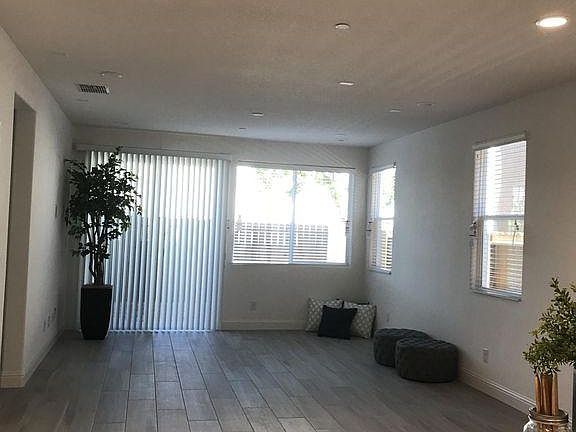 5th image of 9709 Oak Reserve Ln