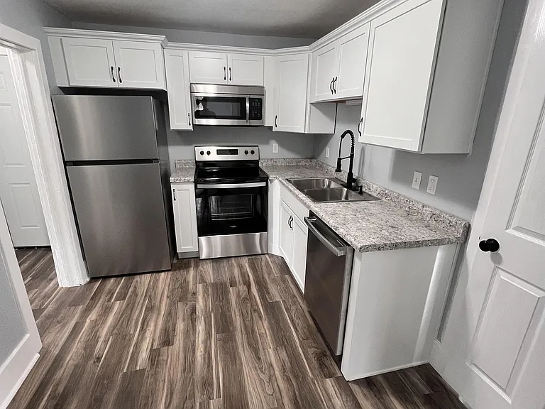 417 S Sheldon St #2 — Photo 1
