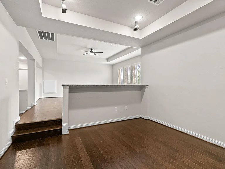 18900 N Bee Cave Springs Cir — Photo 29