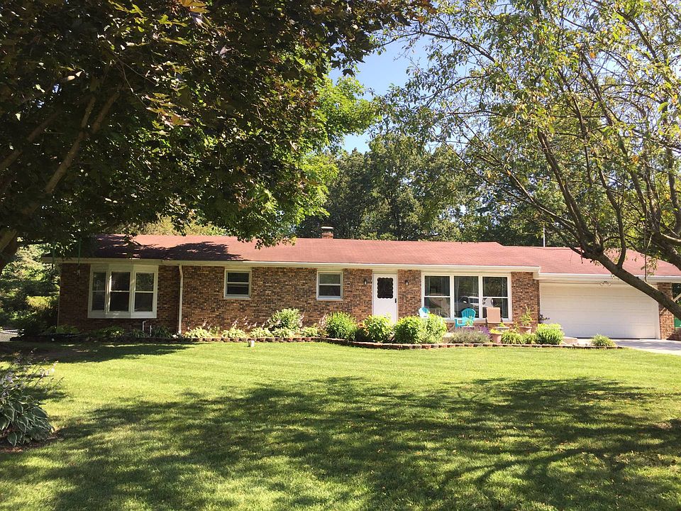 1st image of 30825 Red Bud Ln