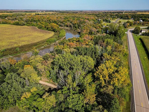 1819 64th Ave N, Fargo, ND 58102