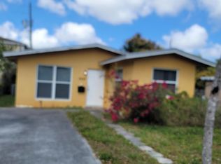 2241 Freedom St, Hollywood, FL 33020