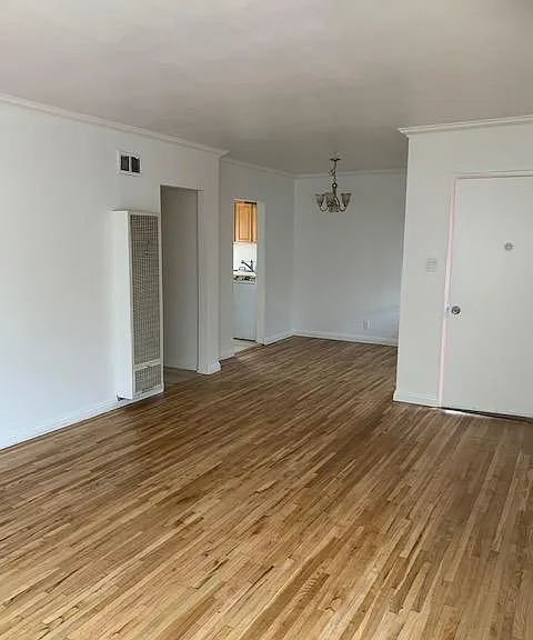 12218 1/2 Washington Pl — Photo 2