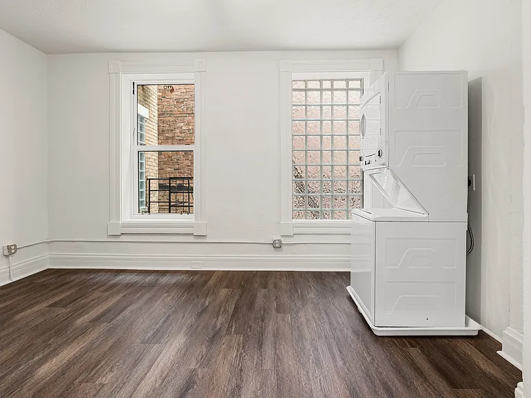 427 Whiteman St #3 — Photo 10