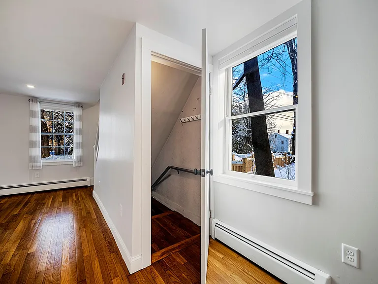 84 E Main St — Photo 17