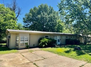 683 25th St SE, Paris, TX 75460