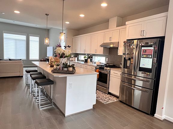 2nd image of 7628 NE 121st Ln #6