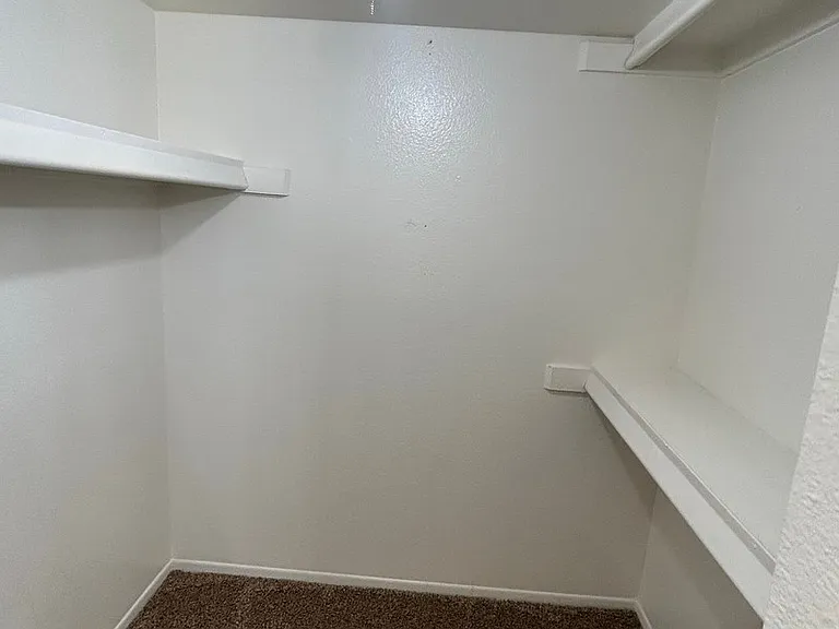 Spiral Staircase — Photo 30