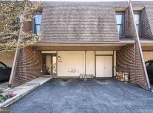 704 Cedar Ridge Ln, Mechanicsburg, PA