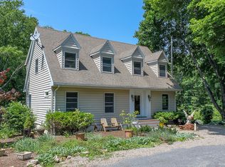 112 Fairmount Rd E, Califon, NJ 07830