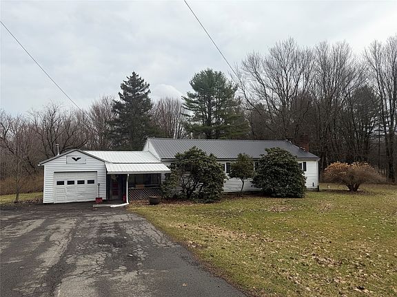 2nd image of 112 Wiser Rd