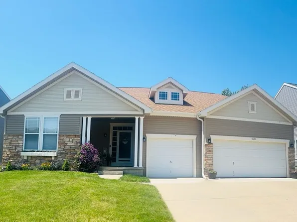 5520 S 160th St, Omaha, NE 68135