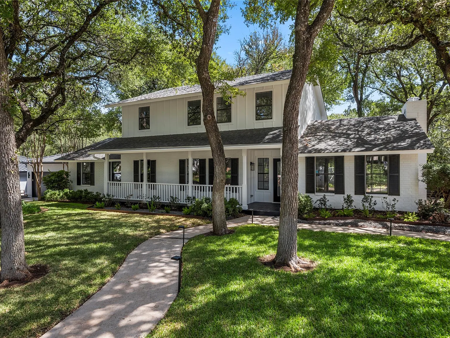 5 bed, 3.5 bath, 3000 sqft, $14,900 — Photo 1